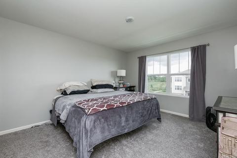 3823 Honeysuckle Ln, Elgin, IL 60124 photo 9