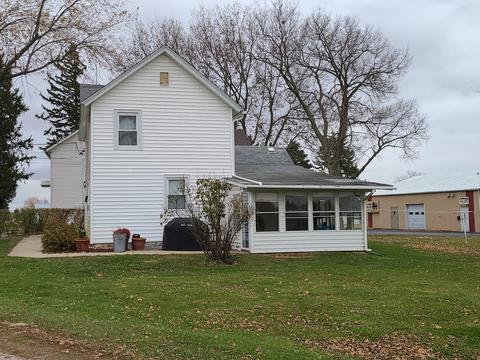 305 Evans Ave, Ashton, IL 61006 photo 3