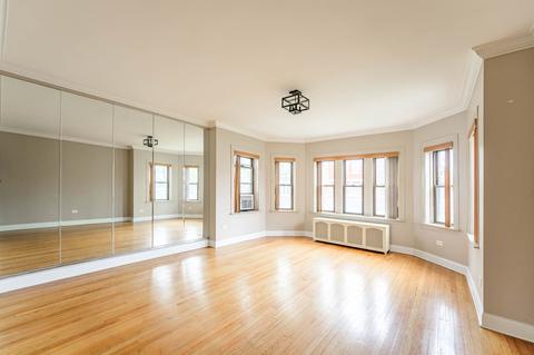 635 E 89th St, Chicago, IL 60619 photo 2