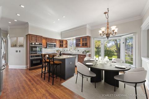 1772 Challenger Ct, Wheaton, IL 60189 photo 10