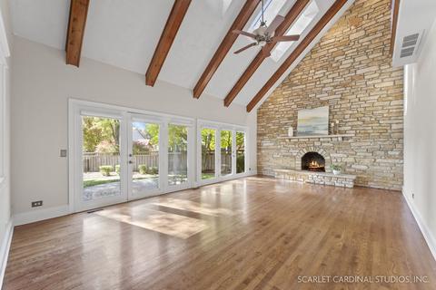 1772 Challenger Ct, Wheaton, IL 60189 photo 8