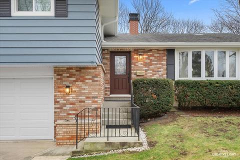 979 Ruth Dr, Elgin, IL 60123 photo 3