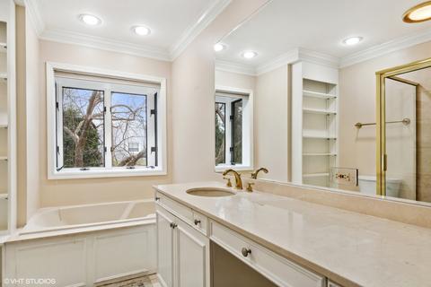 3126 Iris Ct, Northbrook, IL 60062 photo 15