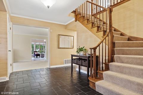 3126 Iris Ct, Northbrook, IL 60062 photo 9