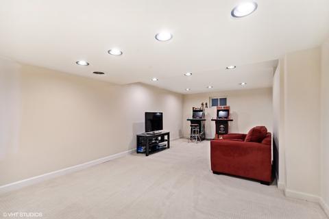 3126 Iris Ct, Northbrook, IL 60062 photo 18