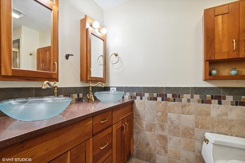 3126 Iris Ct, Northbrook, IL 60062 photo 12