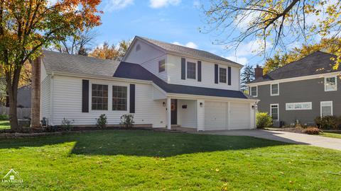 424 Blue Grass Ct, Naperville, IL 60563 photo 2