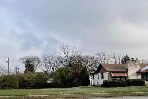 200 S Addison Rd, Addison, IL 60101 photo 8