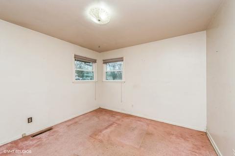 4821 W Home Ave, Mchenry, IL 60050 photo 8