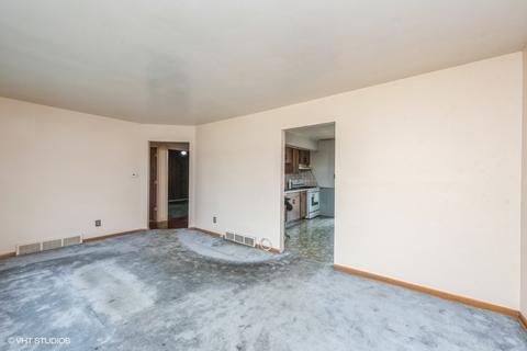 4821 W Home Ave, Mchenry, IL 60050 photo 3
