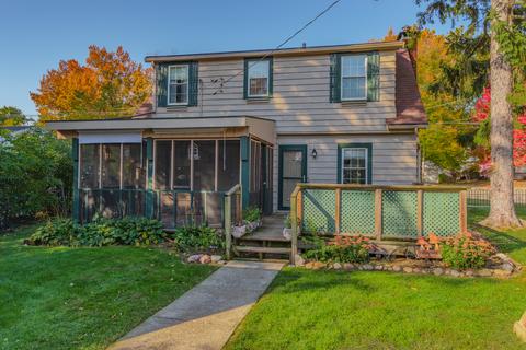 1302 S Linden St, Normal, IL 61761 photo 4