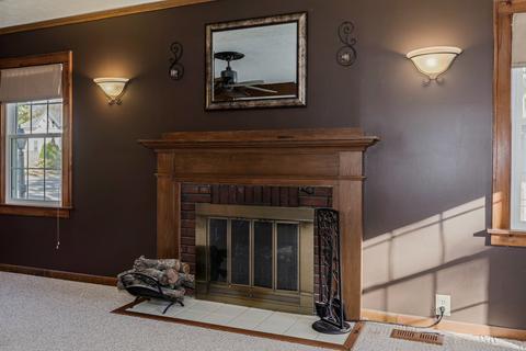 1302 S Linden St, Normal, IL 61761 photo 9