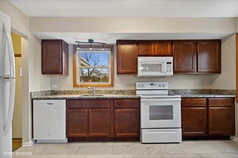 447 E Park Ave, Elmhurst, IL 60126 photo 9