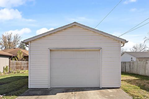 381 S Winfield Ave, Kankakee, IL 60901 photo 14