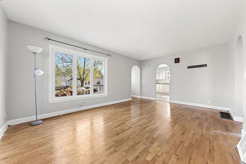 381 S Winfield Ave, Kankakee, IL 60901 photo 5