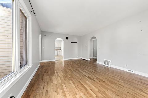 381 S Winfield Ave, Kankakee, IL 60901 photo 4