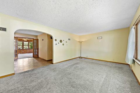 1150 S Curtis Ave, Kankakee, IL 60901 photo 4