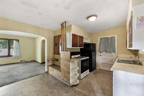 1150 S Curtis Ave, Kankakee, IL 60901 photo 8