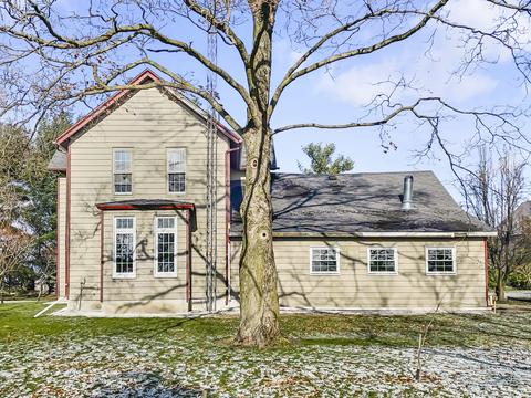1054 N 1700 East Rd, Milford, IL 60953