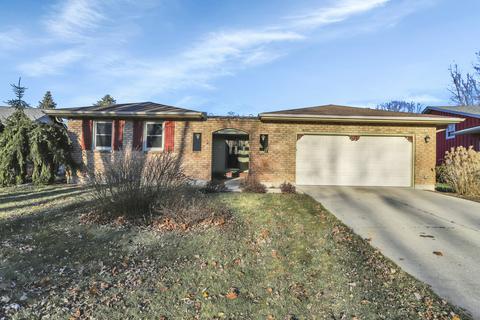 83 Brookside Dr, Elgin, IL 60123 photo 1