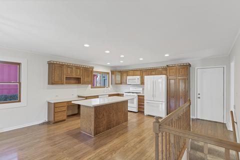 83 Brookside Dr, Elgin, IL 60123 photo 10