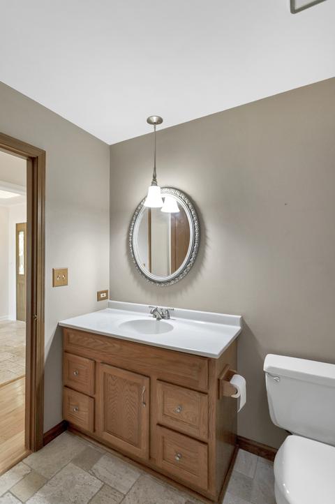 83 Brookside Dr, Elgin, IL 60123 photo 24