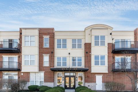 104 E 11th Ave #202, Naperville, IL 60563 photo 1