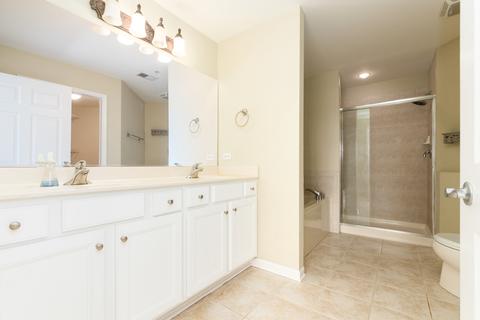 104 E 11th Ave #202, Naperville, IL 60563 photo 12