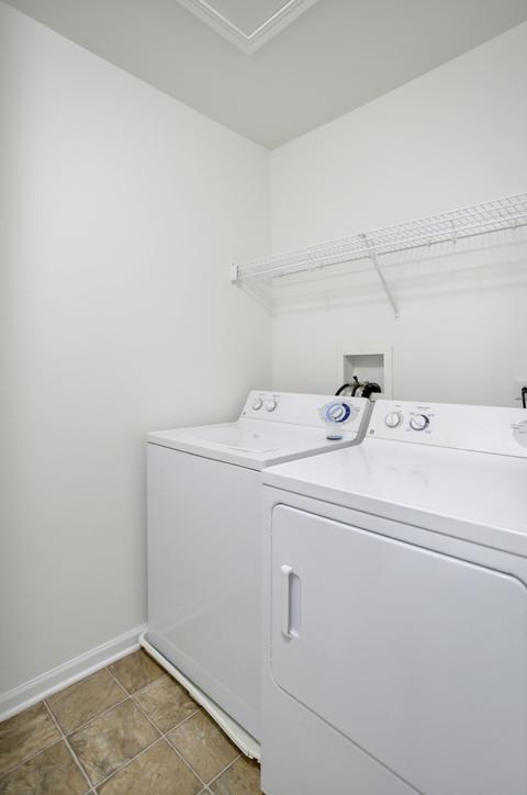 1902 Maureen Dr, Hoffman Estates, IL 60192 photo 29