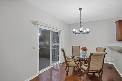 1902 Maureen Dr, Hoffman Estates, IL 60192 photo 8