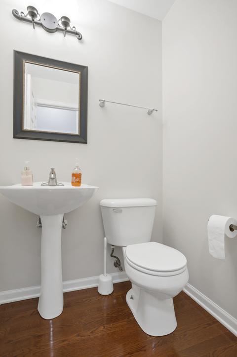 1902 Maureen Dr, Hoffman Estates, IL 60192 photo 15