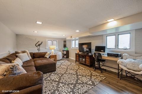 1004 Longaker Rd, Northbrook, IL 60062 photo 10