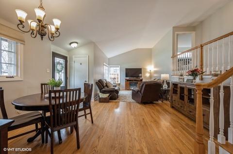 1004 Longaker Rd, Northbrook, IL 60062 photo 4