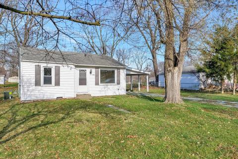 106 Issacher St, Camargo, IL 61919