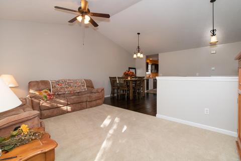 1002 Bull St, Normal, IL 61761 photo 3