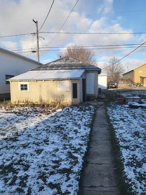 108 E Mason St, Lena, IL 61048 photo 4