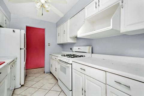 950 E 86th St #202, Chicago, IL 60619 photo 18