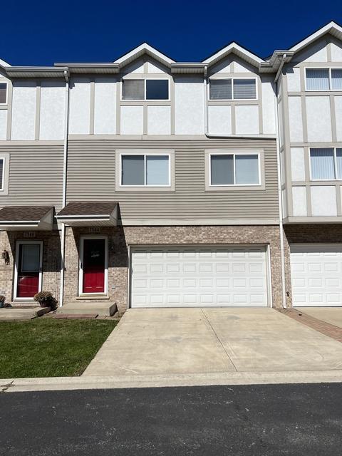 7544 Heritage Ct, Summit, IL 60501 photo 1