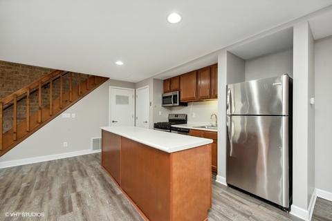 609 Kenneth Cir, Elgin, IL 60120 photo 7