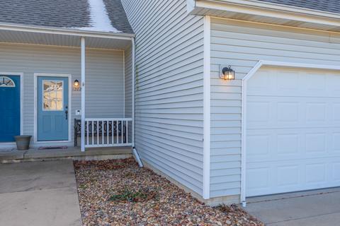 1202 Beacon Hill Ct, Normal, IL 61761 photo 39
