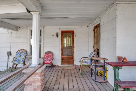717 E Bodman St, Bement, IL 61813 photo 13