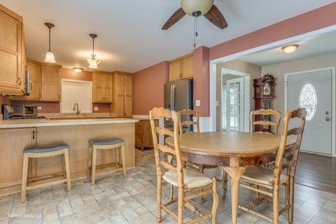 5816 Bunny Ave, Mchenry, IL 60051 photo 9