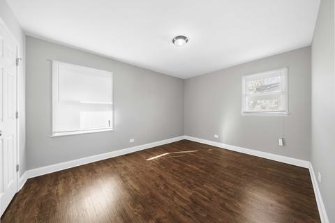 7310 Iris Ave, Hanover Park, IL 60133 photo 8