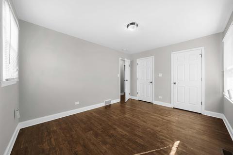 7310 Iris Ave, Hanover Park, IL 60133 photo 9