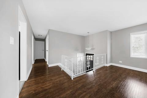 7310 Iris Ave, Hanover Park, IL 60133 photo 3
