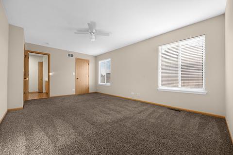 424 Hubbard Cir, Plano, IL 60545 photo 8