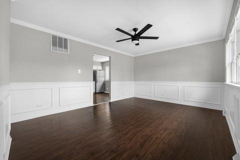 1747 Webster Ln, Des Plaines, IL 60018 photo 2