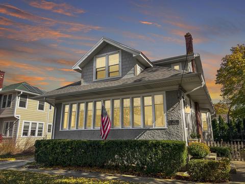 613 N Main St, Wheaton, IL 60187 photo 1