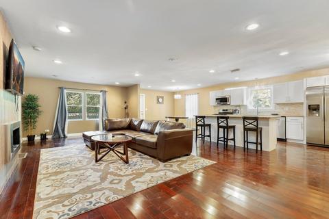 767 Byron Ct, Olympia Fields, IL 60461 photo 2
