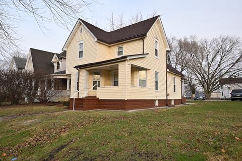 1039 E Maple St, Kankakee, IL 60901 photo 2